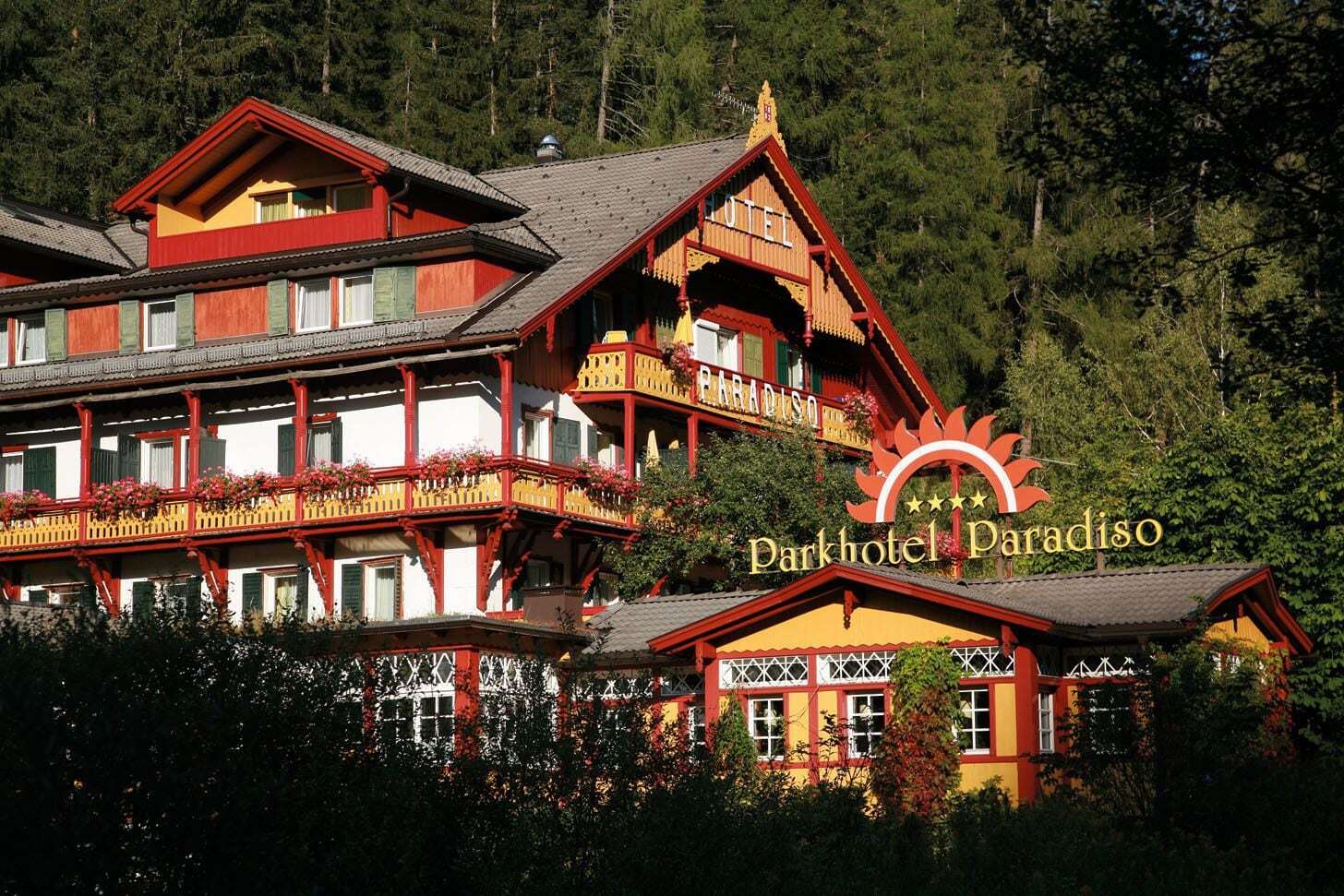 Parkhotel Sole Paradiso San Candido Extérieur photo